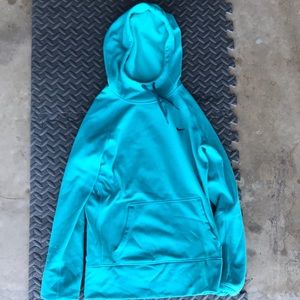 Nike women’s pullover